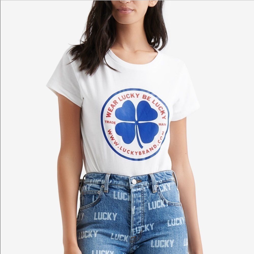 ✨ LUCKY BRAND T-SHIRT✨